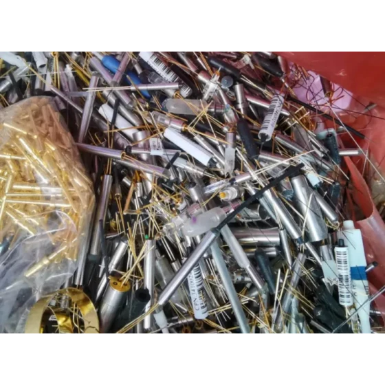 Испытание каскадной сепарации и извлечения полиметаллических отходов